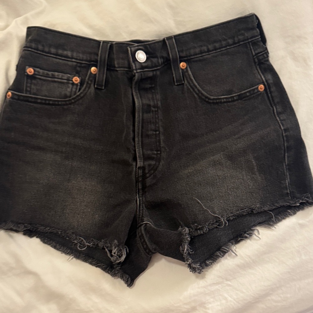 High-Rise Black Denim Levi’s Cutoff Shorts